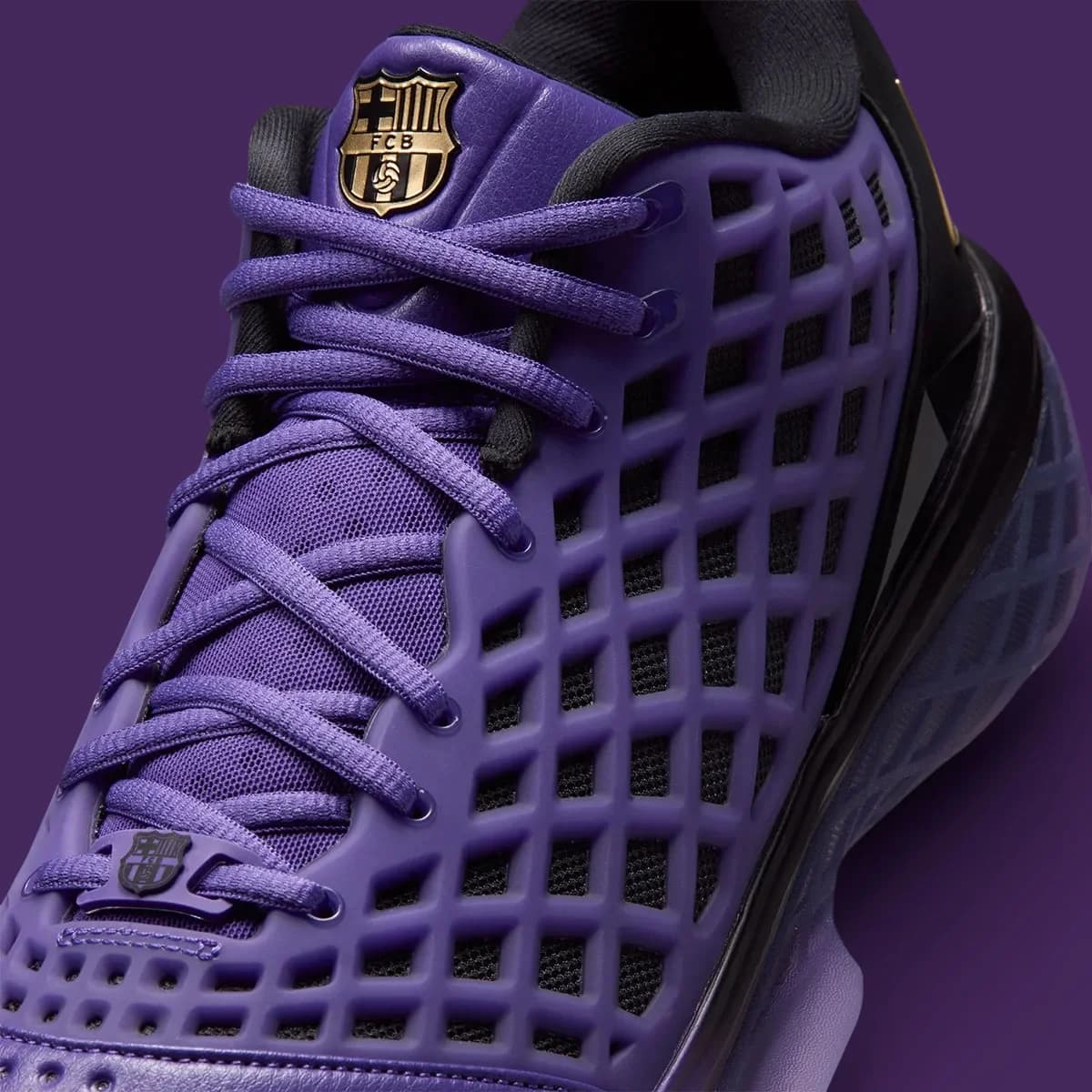 FC Barcelona x Nike Kobe 3 Low - SKU IO6257-001